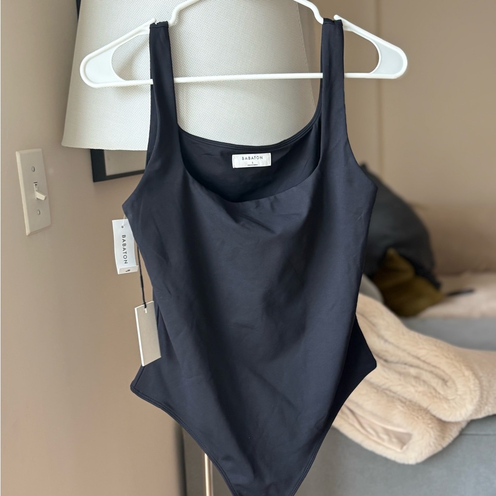 Aritzia Babaton Contour Black Bodysuit